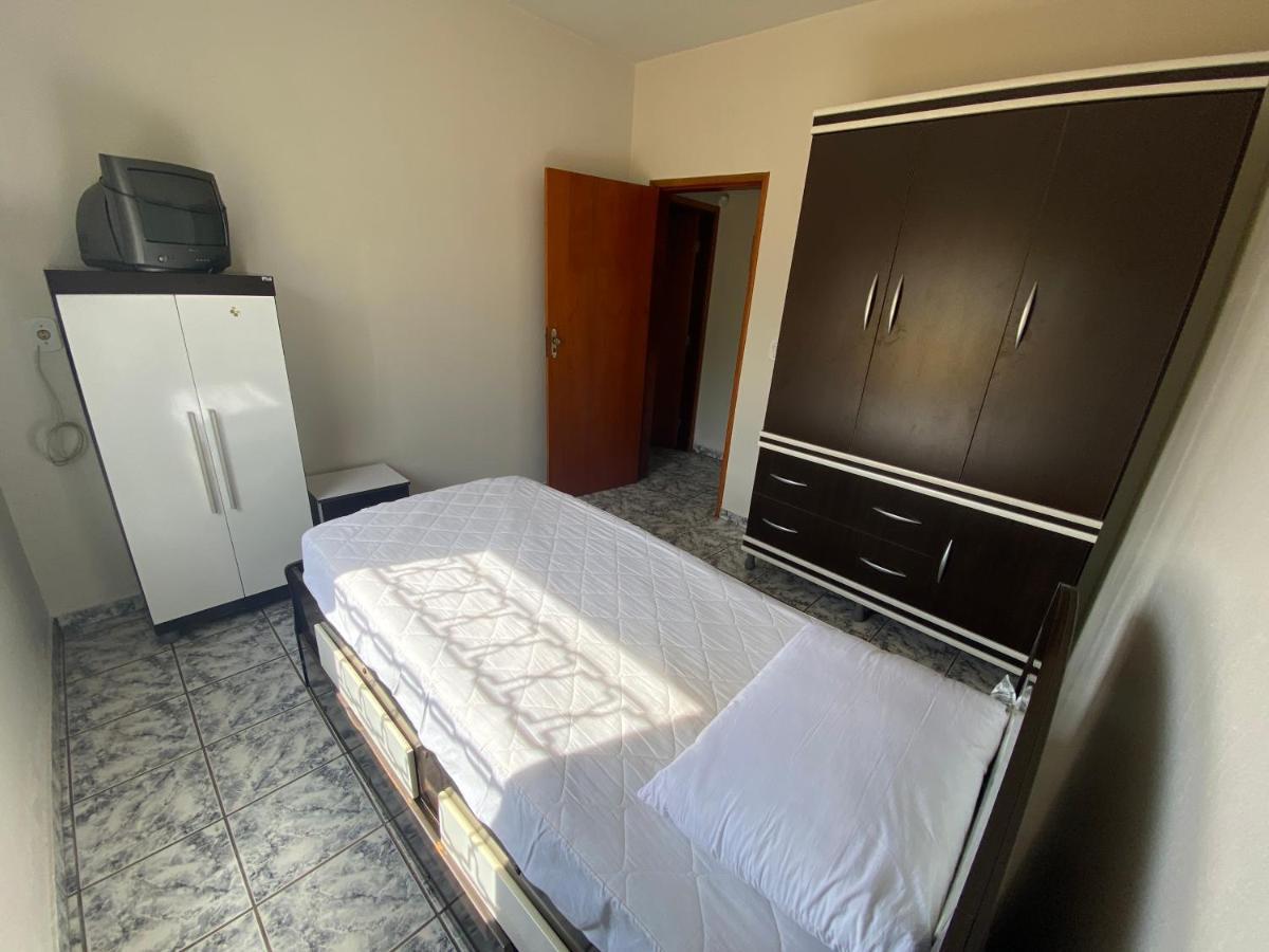 Casa Em Caldas Novas Villa Esterno foto
